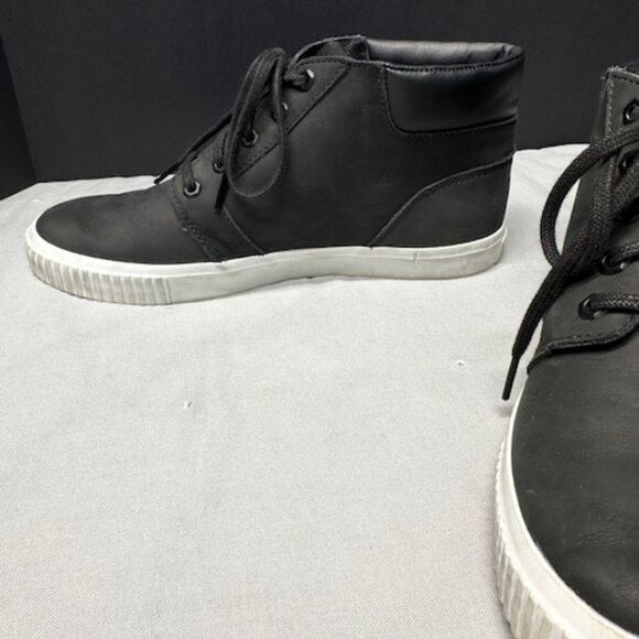 Timberland Skyla Bay Chukkas Woman's Size 9 - Picture 2 of 12